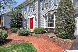 4510 Kathi Dr, Bethlehem City, PA 18017 - Photo 3