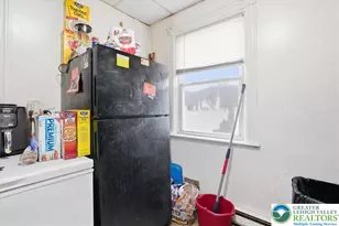 921 Broadway, Fountain Hill Boro, PA 18015 - Photo 47