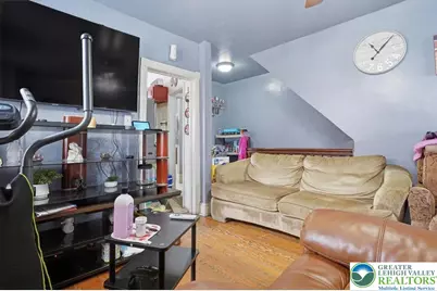 921 Broadway, Fountain Hill Boro, PA 18015 - Photo 11