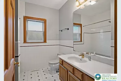 2506 Red Fox Lane, Stroud Twp, PA 18360 - Photo 15