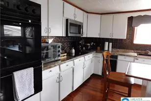194 Roosevelt Dr, Mahanoy City, PA 17948 - Photo 9