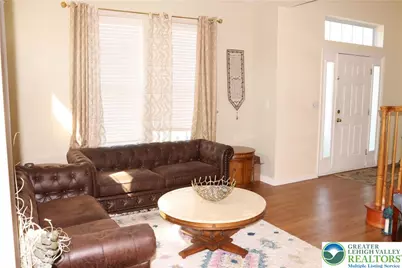 1035 Jervin Court, South Whitehall Township, PA 18104 - Photo 5