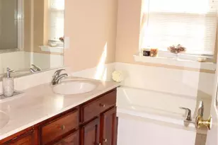 1035 Jervin Ct, South Whitehall Township, PA 18104 - Photo 21