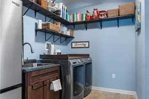 2618 Ambassador Dr, Bethlehem City, PA 18017 - Photo 17