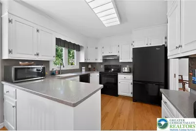 2953 Parkview Lane, Salisbury Township, PA 18103 - Photo 23