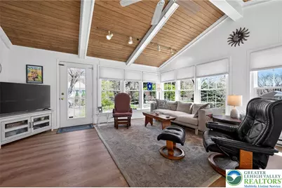 2953 Parkview Lane, Salisbury Township, PA 18103 - Photo 19