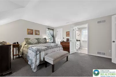 2953 Parkview Lane, Salisbury Township, PA 18103 - Photo 39