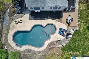 6819 Radcliffe Ct, Lower Macungie Township, PA 18062 - Photo 7