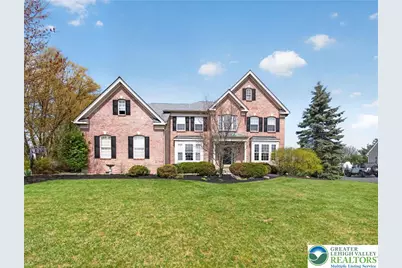 6819 Radcliffe Court, Lower Macungie Township, PA 18062 - Photo 3