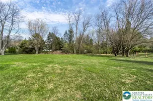 838 S Dogwood Rd, Lehigh Township, PA 18088 - Photo 11