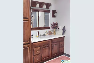 811 S Glenwood Street, Salisbury Township, PA 18103 - Photo 33