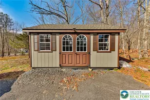 321 Clubhouse Dr, Middle Smithfield, PA 18302 - Photo 3