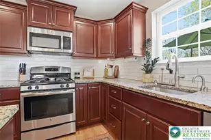 1611 Abigail Ln, South Whitehall Township, PA 18104 - Photo 11