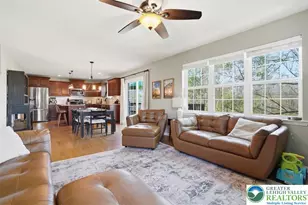 1611 Abigail Ln, South Whitehall Township, PA 18104 - Photo 5