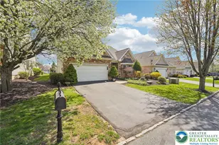 5 Nottingham Ln, Easton, PA 18045 - Photo 3