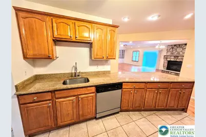 465 Green Street, Franklin Twp, PA 18235 - Photo 3