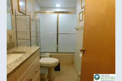 552 Washington Avenue, Bethlehem City, PA 18017 - Photo 17