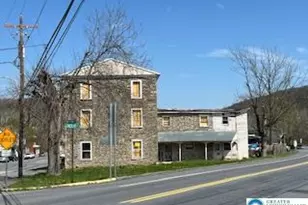 102 Penn St, Lenhartsville Boro, PA 19534 - Photo 7