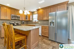 631 Bishops Pl, Lehigh Township, PA 18067 - Photo 25