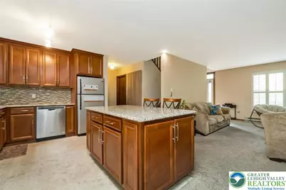 276 Spicebush Drive, Stroud Twp, PA 18301 - Photo 7