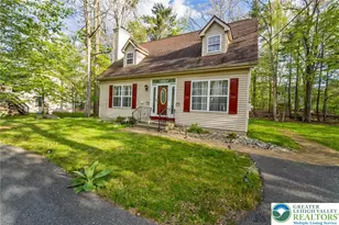 276 Spicebush Dr, Stroud Twp, PA 18301 - Photo 3