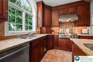 20 Longhill Dr, Easton, PA 18042 - Photo 23