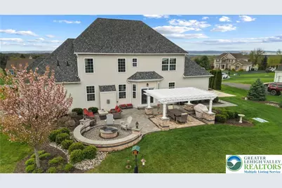 113 Ashview Court, Bushkill Twp, PA 18064 - Photo 3