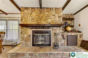 4 Woodsdale Ct, Moore Township, PA 18014 - Photo 9