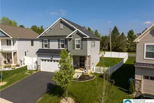 338 Bendelow Ln, Northampton Boro, PA 18067 - Photo 3