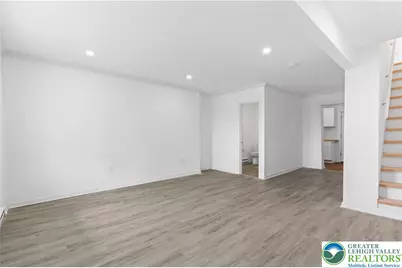 963 Wyandotte Street, Bethlehem, PA 18015 - Photo 5