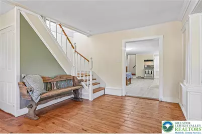 8893 Longswamp Road, Lower Macungie Township, PA 18011 - Photo 5
