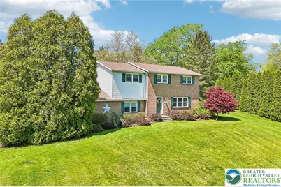 574 Carol Lane, Moore Township, PA 18014 - Photo 3