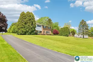 574 Carol Ln, Moore Township, PA 18014 - Photo 5