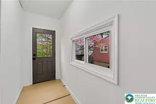 715 Itaska, Bethlehem City, PA 18015 - Photo 19