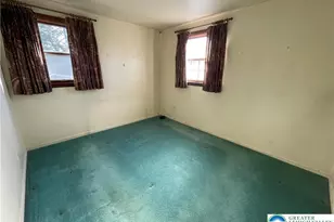 1403 Uelen Ct, Bethlehem City, PA 18018 - Photo 5