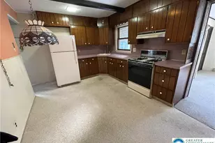1403 Uelen Ct, Bethlehem City, PA 18018 - Photo 3
