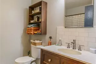 4556 Chestnut Dr, Lower Mt Bethel Twp, PA 18013 - Photo 21