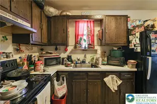 802 W Berwick St, Easton, PA 18042 - Photo 31