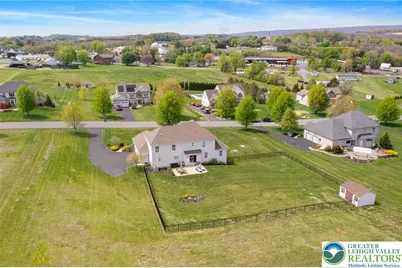 208 E Dell Road, Bushkill Twp, PA 18014 - Photo 35