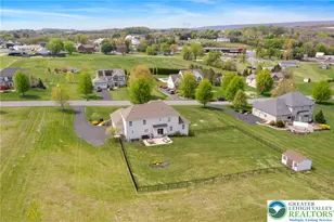208 E Dell Rd, Bushkill Twp, PA 18014 - Photo 35