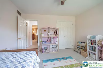 4617 N Hedgerow Drive, Lower Macungie Township, PA 18103 - Photo 25