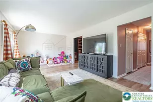 4617 N Hedgerow Dr, Lower Macungie Township, PA 18103 - Photo 13
