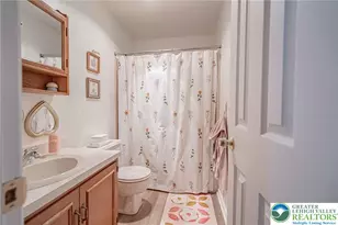 4617 N Hedgerow Dr, Lower Macungie Township, PA 18103 - Photo 23