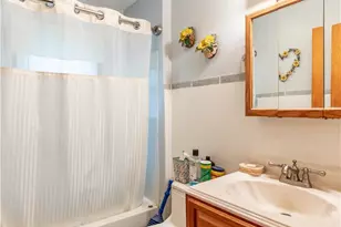243 E Prospect St, Nazareth Boro, PA 18064 - Photo 23