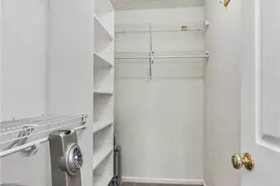 2132 Lexington Ave, Bethlehem City, PA 18017 - Photo 25
