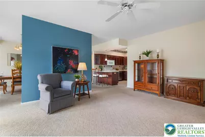 2504 Rolling Green Drive, Lower Macungie Township, PA 18062 - Photo 5