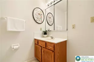 2504 Rolling Green Dr, Lower Macungie Township, PA 18062 - Photo 21