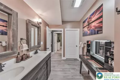 912 Fairway Drive, Forks Twp, PA 18040 - Photo 27