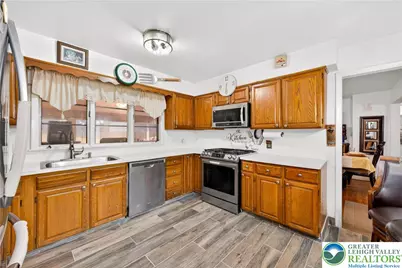 745 N Marshall Street, South Whitehall Township, PA 18104 - Photo 15