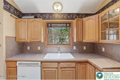 338 Fernwood Drive, Stroud Twp, PA 18301 - Photo 15